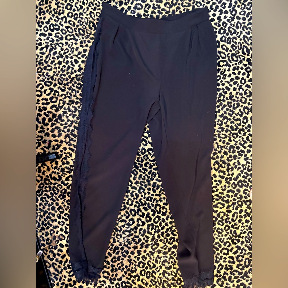 Zara pleated lace pants